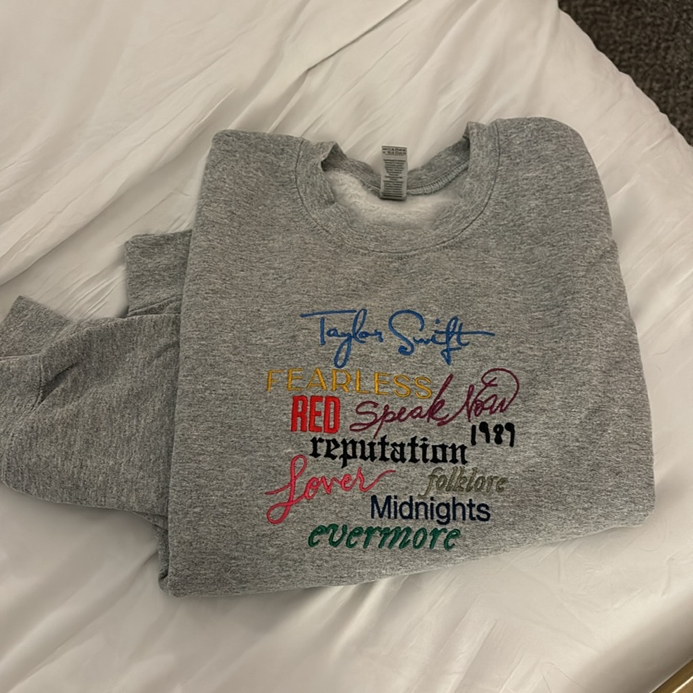 Taylor Swift crewneck